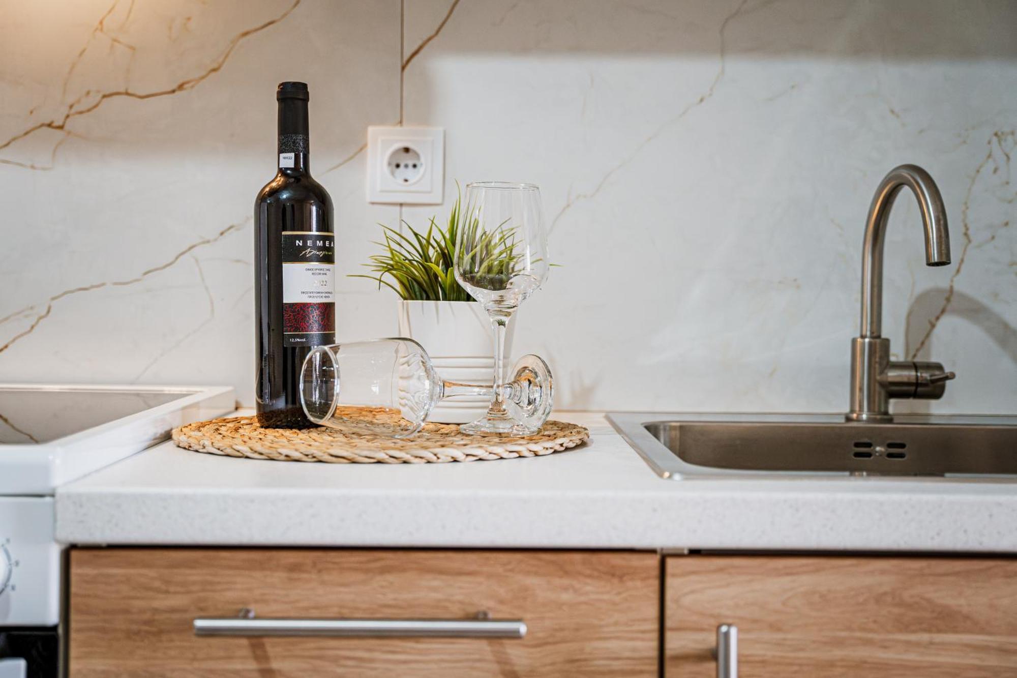Lilium Luxury Apartment 이구메니차 외부 사진